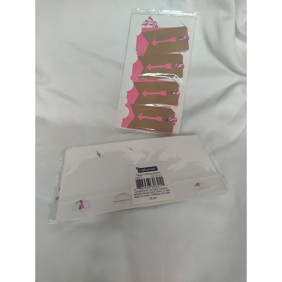 Craft Smart Arrow Tags Paper Craft Gifts Scrapbooking Purple Pink Blue - Picture 5 of 8